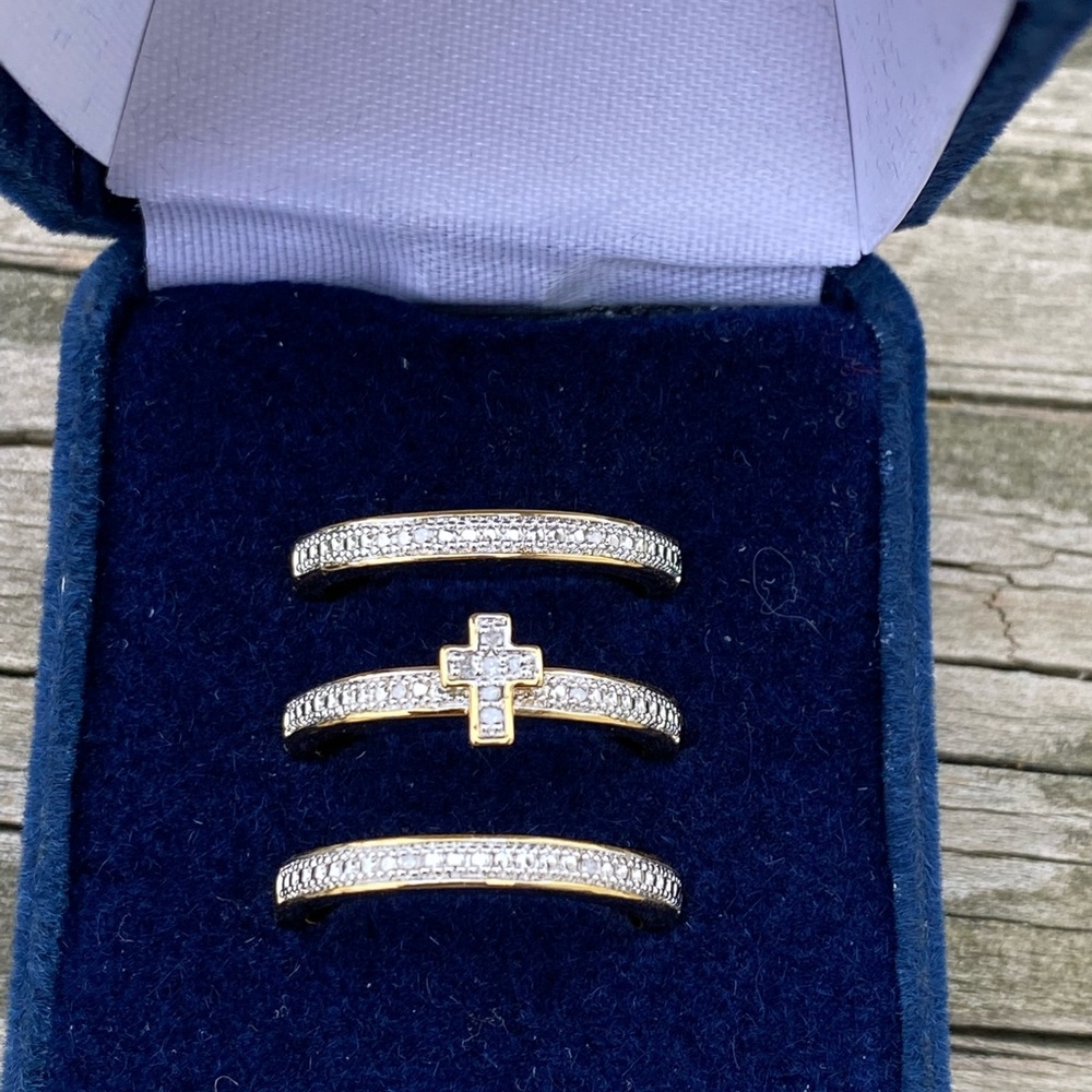 Danbury Mint Stackable Diamond Ring Set Cross Tri… - image 4